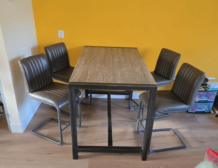 Hoge eettafel / bartafel met 4 stoelen, Huis en Inrichting, Tafels | Eettafels, Gebruikt, 50 tot 100 cm, 100 tot 150 cm, Vier personen