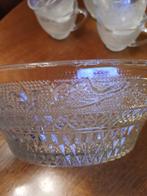 Bowlstel met 8 glazen kopjes Moet weg, Antiek en Kunst, Ophalen