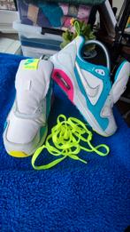 Blue/green Neon nike air, barely used size 38, Kleding | Dames, Schoenen, Ophalen of Verzenden, Zo goed als nieuw, Groen, Sneakers of Gympen