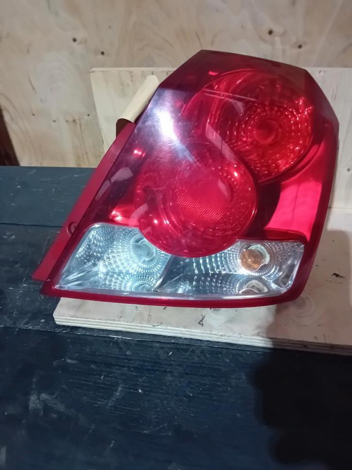 Rechter achterlicht voor een Daewoo Kalos bj.2002, Auto diversen, Overige Auto diversen, Ophalen of Verzenden