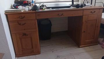 Grenen Bureau 150 x 65 diep beschikbaar voor biedingen