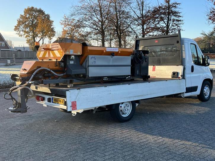 Schuitemaker Epoke Nat zoutstrooier Hydroaggregaat aandrijvi, Zakelijke goederen, Machines en Bouw | Onderhoud en Reiniging