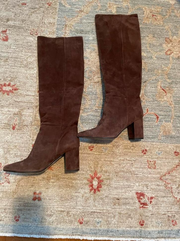 Purdey Bruine Suède Laarzen mt 39- Extra Lang & Elegant, Kleding | Dames, Schoenen, Zo goed als nieuw, Hoge laarzen, Bruin, Ophalen of Verzenden