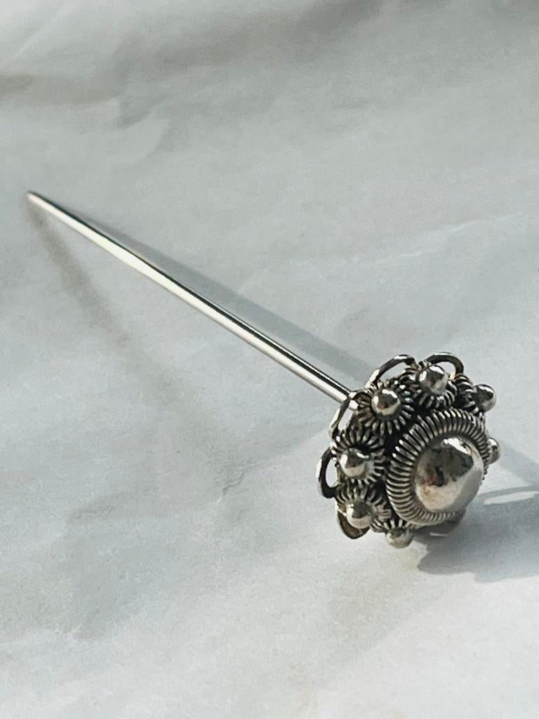 Antieke Zilveren Hoedenspeld Zeeuwse Knop, Sieraden, Tassen en Uiterlijk, Antieke sieraden, Verzenden, Zilver