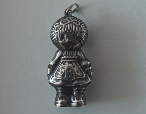 ZILVEREN HANGER: RAGGEDY ANN, Antiek en Kunst, Antiek | Goud en Zilver, Zilver, Verzenden