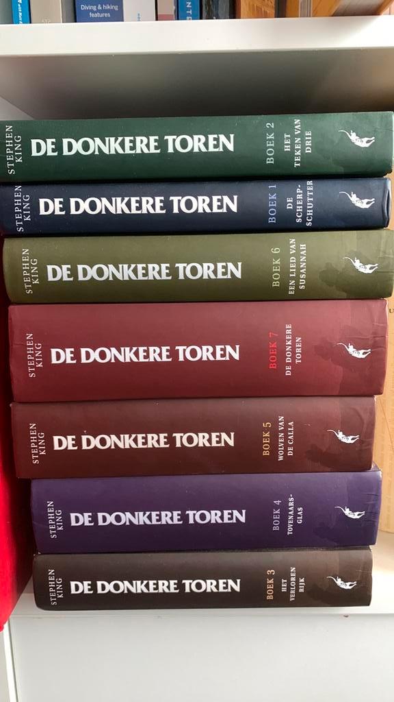 Complete serie Donkere Toren Stephen King hardcover, Boeken, Fantasy, Gelezen, Ophalen of Verzenden