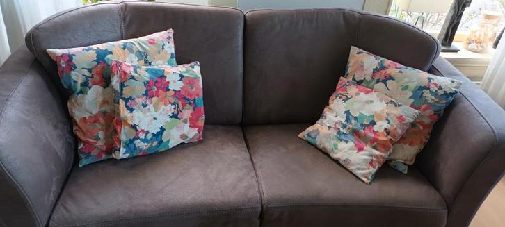 Twee persoons bankje, Huis en Inrichting, Banken | Bankstellen, Gebruikt, Tweepersoons, 150 tot 200 cm, Minder dan 75 cm, Leer