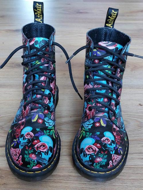 Dr. Martens, Kleding | Dames, Schoenen, Zo goed als nieuw, Lage of Enkellaarzen, Overige kleuren, Ophalen of Verzenden