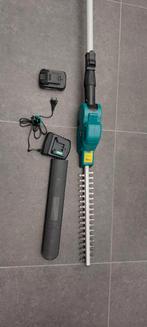 Vonroc Telescopische Heggenschaar - Weinig Gebruikt, Ophalen, Zo goed als nieuw, Accu, Vonroc