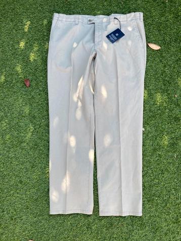 Pantalon maat 52 XL beschikbaar voor biedingen