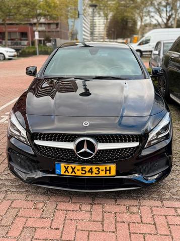 Mercedes-Benz CLA 180 122pk 7G-DCT 2019 Zwart beschikbaar voor biedingen