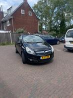 Opel Corsa 1.2 16V 3D 2010 Zwart, Auto's, Opel, Voorwielaandrijving, 450 kg, Zwart, Zwart