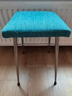 Nieuw gestoffeerd formica krukje, Ophalen, IJzer