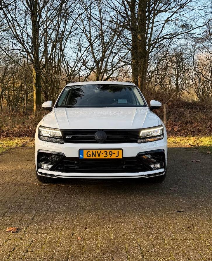 Volkswagen Tiguan 2.0TSI 221PK 4M  Virtual/pano/R-line, Auto's, Volkswagen, Particulier, Tiguan, 360° camera, 4x4, ABS, Achteruitrijcamera