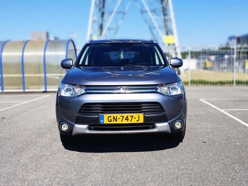 Mitsubishi Outlander 2.0 PHEV 4WD CVT 2015 Grijs Nieuwe APK, Auto's, Mitsubishi, Particulier, Outlander, 4x4, ABS, Achteruitrijcamera