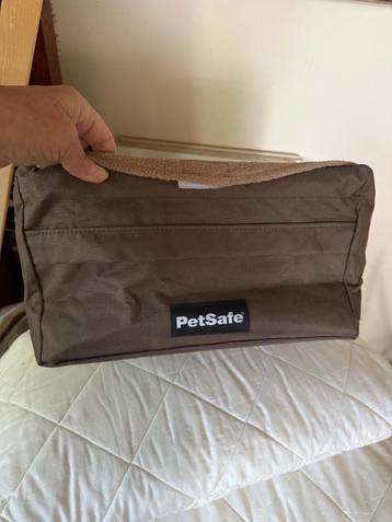 Petsafe autovervoer voor katten en kleine honden. beschikbaar voor biedingen