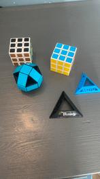Rubiks cubes met houder. 3 euro per stuk, Hobby en Vrije tijd, Zo goed als nieuw, Ophalen