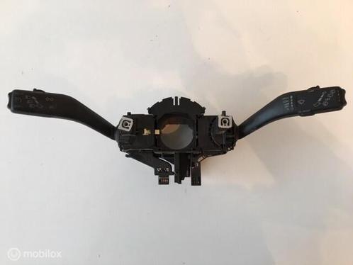 Stuurkolomschakelaar Volkswagen Touran / GOLF 1K0953513G, Auto-onderdelen, Dashboard en Schakelaars, Volkswagen, Gebruikt, Ophalen of Verzenden