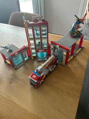 Lego city 60110 brandweerkazerne beschikbaar voor biedingen