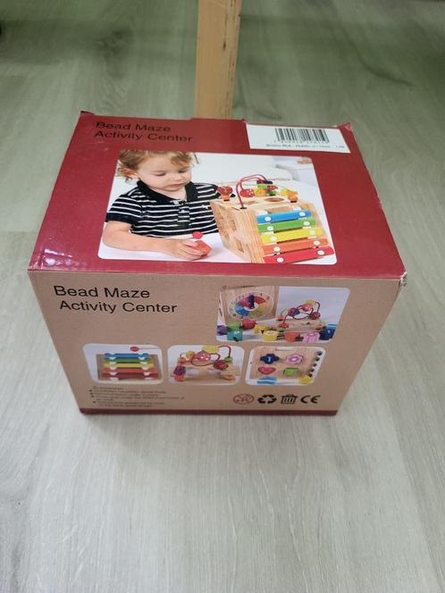 Nieuw in doos: bead maze activity center Activiteiten kubus, Kinderen en Baby's, Speelgoed | Houten speelgoed, Nieuw, Overige typen