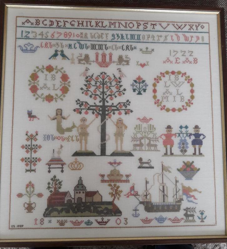 Merklap in zachte groen- en pasteltinten mooi ingelijst, Hobby en Vrije tijd, Borduren en Borduurmachines, Overige typen, Ophalen of Verzenden