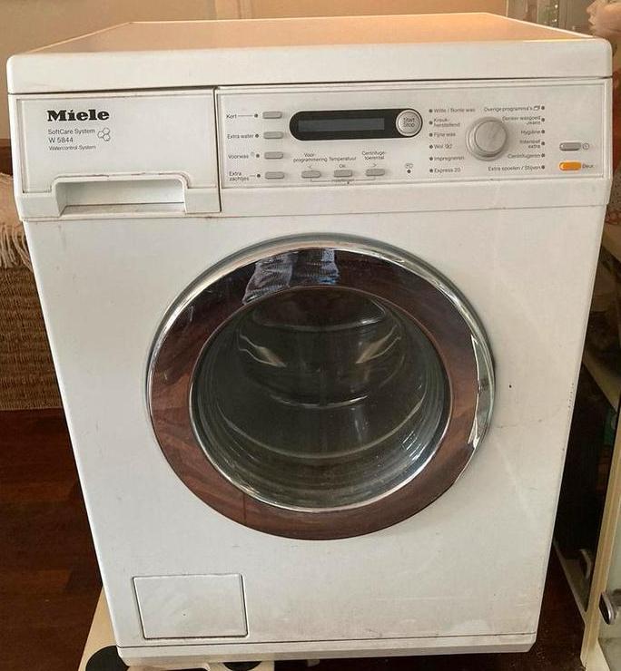 Mooie MIELE wasmachine 💦 KOOPJE €100, Witgoed en Apparatuur, Wasmachines, Gebruikt, Voorlader, 6 tot 8 kg, 85 tot 90 cm, 1200 tot 1600 toeren