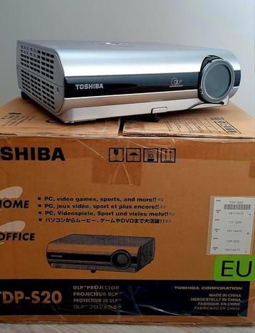 Projector beamer Toshiba TDP-S20U beschikbaar voor biedingen