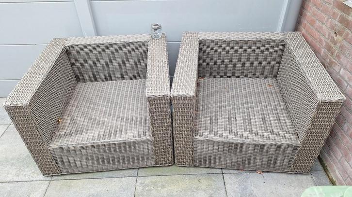 loungestoelen met dikke zwarte kussens, Tuin en Terras, Tuinsets en Loungesets, Gebruikt, Wicker, 2 zitplaatsen, Ophalen