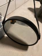 Ronde Spiegel met Riem, Minder dan 50 cm, Rond, Ophalen of Verzenden, Zo goed als nieuw