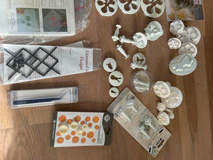 Bakspullen PME, FMM, Wilton, Hobby en Vrije tijd, Taarten en Cupcakes maken, Zo goed als nieuw, Versiering, Taarten of Cupcakes
