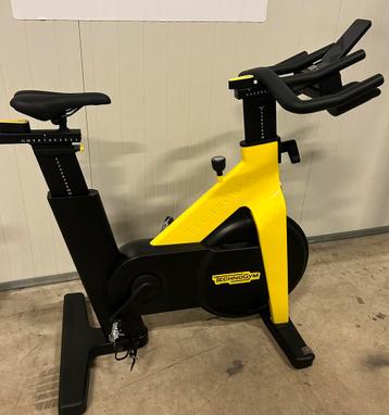 Nieuwste Model Technogym Group Cycle Connect Yellow Spinning beschikbaar voor biedingen