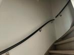 Trapleuning meranti 2 gebogen 1 rechte, Doe-het-zelf en Verbouw, Ladders en Trappen, Ophalen, Zo goed als nieuw, Trap
