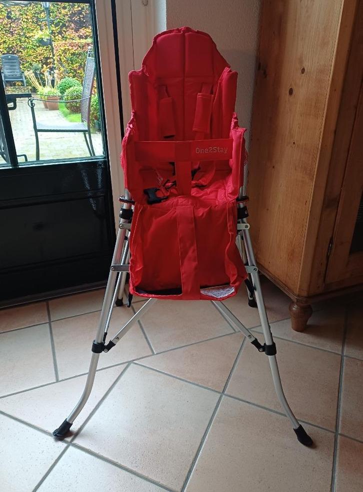 One2Stay nieuwe opvouwbare KINDERSTOEL, rood., Kinderen en Baby's, Kinderstoelen, Nieuw, Inklapstoel, Aanschuifbaar, Ophalen