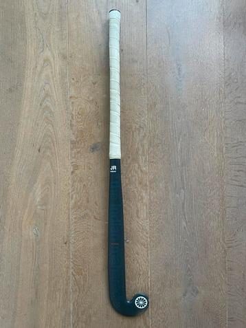 33 inch The Indian Maharadja jr. gravity zaalhockeystick beschikbaar voor biedingen