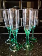 4 Vintage Bormioli Rocco glazen op Smaragdgroene voet, Verzamelen, Glas en Borrelglaasjes, Ophalen of Verzenden, Zo goed als nieuw