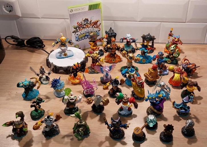 Skylanders Swap Force Xbox 360 + 40 figuurtjes, Spelcomputers en Games, Games | Xbox 360, Zo goed als nieuw, Avontuur en Actie