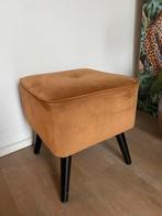 Cognac/Oranje Suède Krukje - Goede Staat, Ophalen, Minder dan 50 cm, Vierkant, Zo goed als nieuw