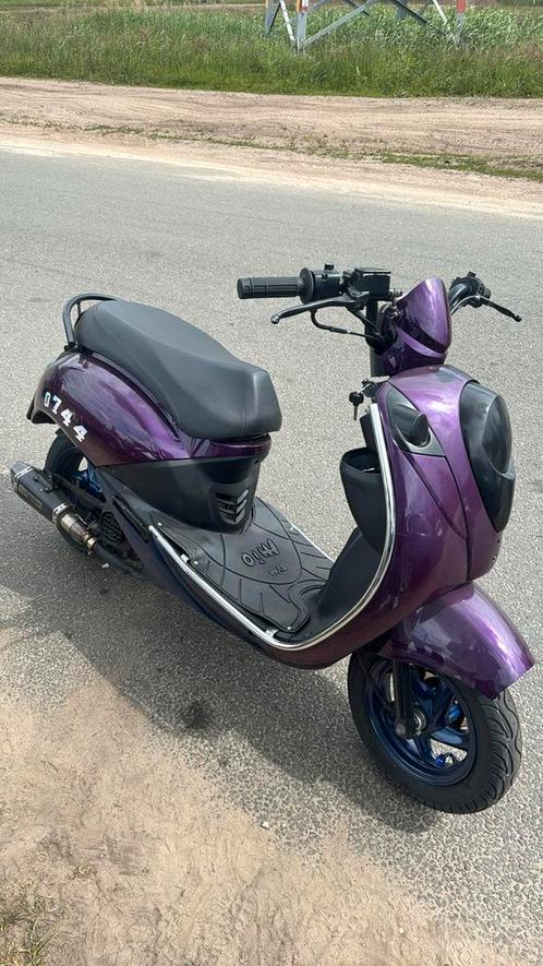 Sym mio 100cc, Fietsen en Brommers, Scooters | SYM, Zo goed als nieuw, Mio, Ophalen of Verzenden