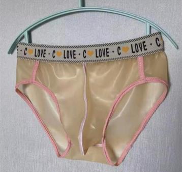 Gladde slip met stretch band,
Nieuw beschikbaar voor biedingen