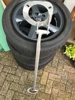 Volvo OEM veerpootbrug 850  9204176, Auto-onderdelen, Ophalen of Verzenden, Gebruikt, Volvo, Spatbord