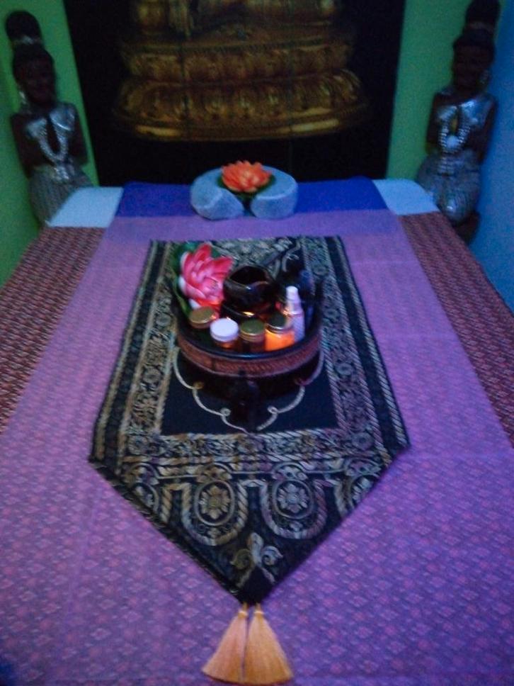 December aanbieding Cadeau bon Cadeau na elke massage, Diensten en Vakmensen, Welzijn | Masseurs en Massagesalons, Bedrijfsmassage