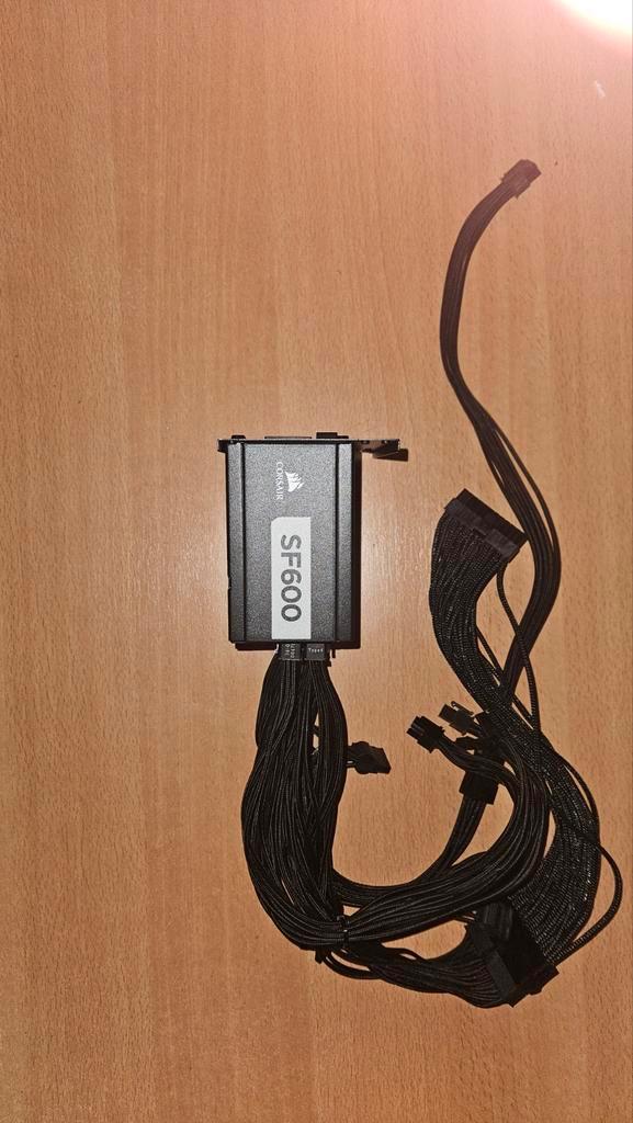 Corsair SF600 SFX Modulaire Voeding, Computers en Software, Interne voedingen, Ophalen of Verzenden