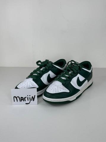 Nike Dunk Low Michigan State beschikbaar voor biedingen