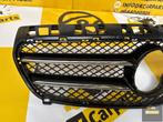 MERCEDES BENZ C CLASS GRILL W205 2014-2018 1871 A1758880260, Gebruikt, Voor, Mercedes-Benz, Ophalen of Verzenden