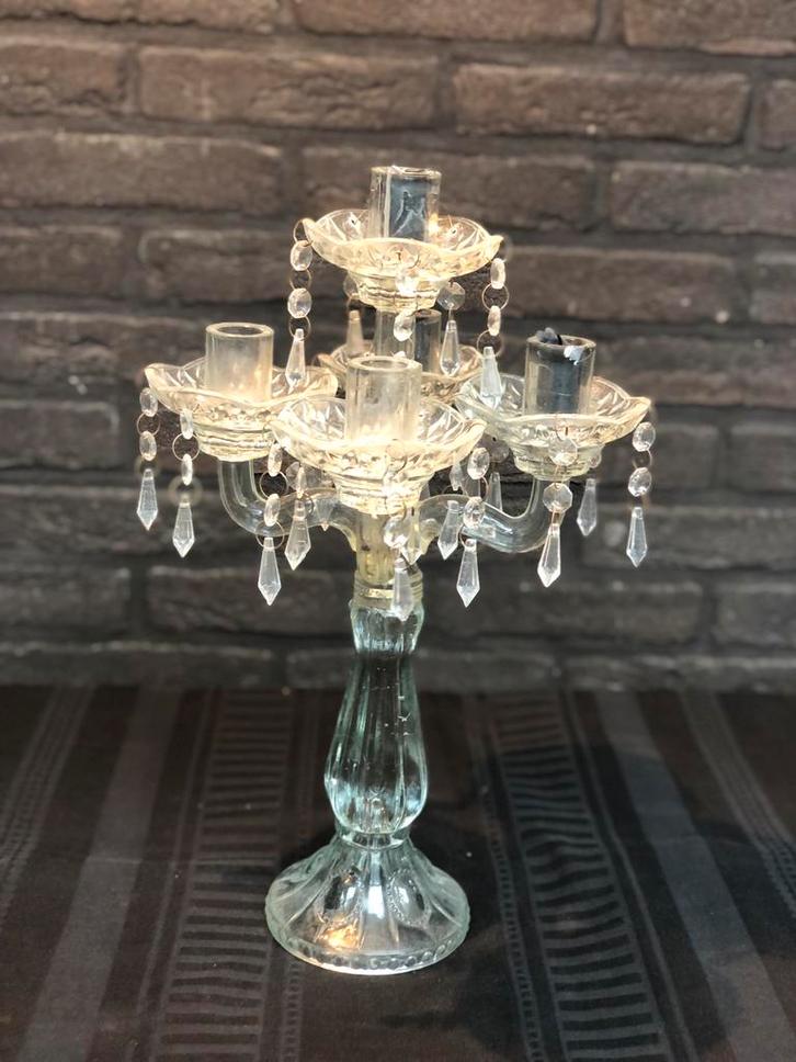 Mooie glazen 5-armige kandelaar met pegels en versieringen, Antiek en Kunst, Antiek | Kandelaars, Glas, Ophalen