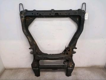 GEZOCHT: Peugeot 607 - bj 2002 - Subframe voorzijde beschikbaar voor biedingen