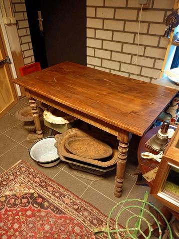 Antieke Grenen Tafel - Brocante Stijl beschikbaar voor biedingen