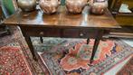 Antieke Frans boeren sidetable, Ophalen
