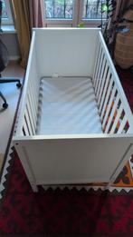 Sundvik ledikant + Drommande matras, Ophalen, Zo goed als nieuw, Ledikant