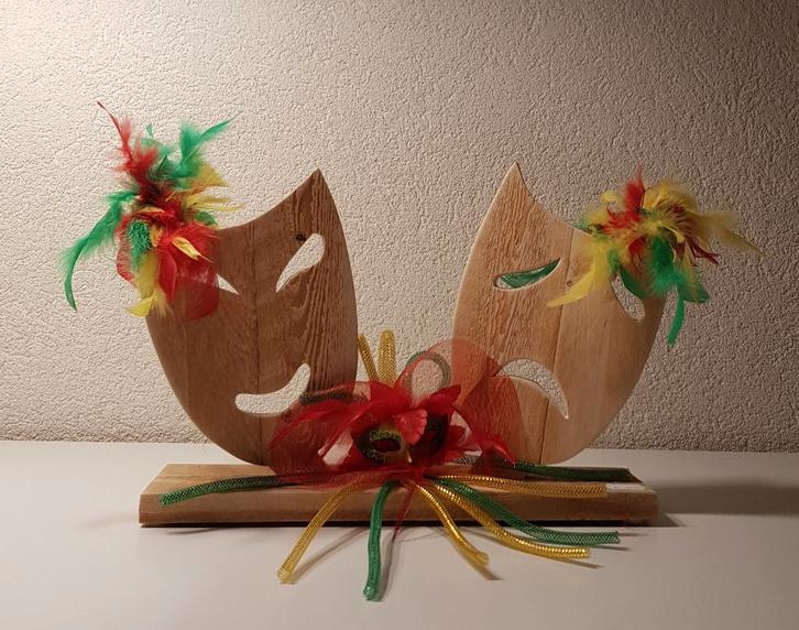 Carnaval - Mooie narren van hout, Hobby en Vrije tijd, Feestartikelen, Nieuw, Carnaval, Ophalen of Verzenden